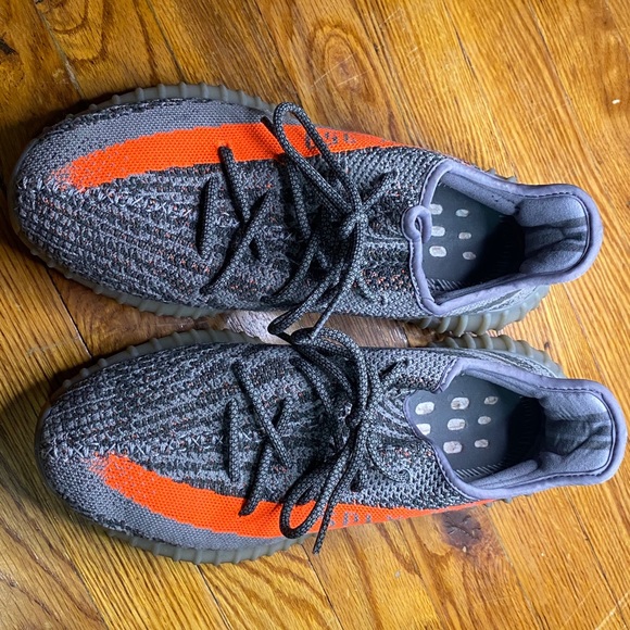 Yeezy Belugas 1.0 - Picture 5 of 9